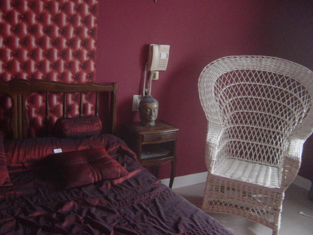 Chambre D'Hote La Frezelle Rouvres-la-Chetive Номер фото